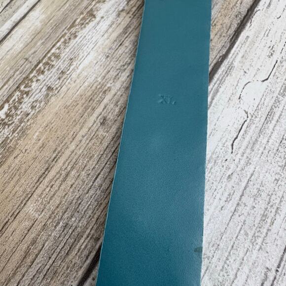 IZOD Leather Belt Sz XL Blue Studded Embossed Western Boho Cowgirl 36” Rodeo Y2K - Picture 9 of 12